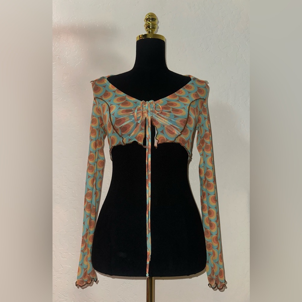 Cropped Long-Sleeve Tie-Front Top in Teal & Peach